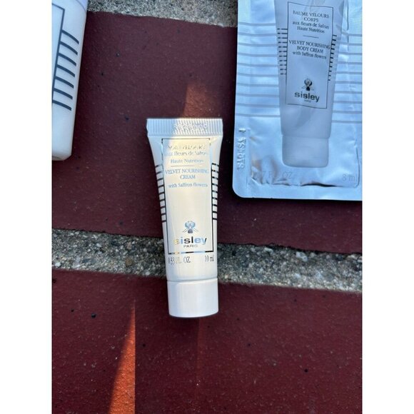 Sisley skincare Kit - Picture 4 of 11